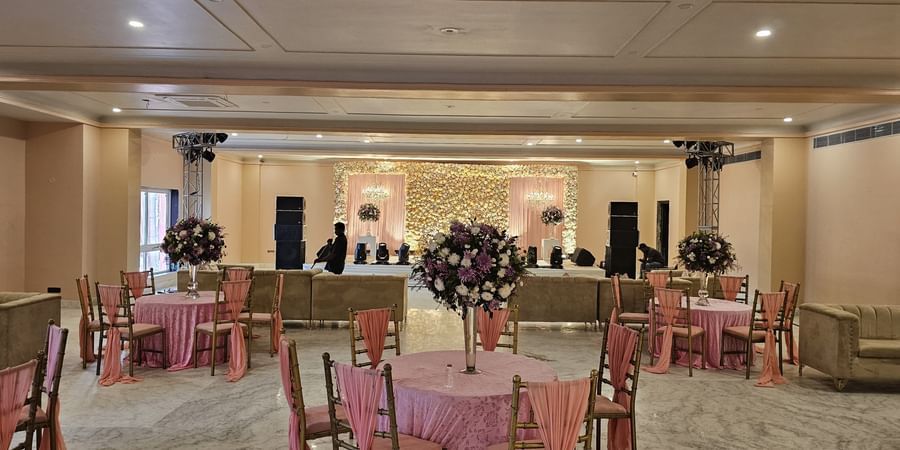 Image highlighting the vibrant and festive atmosphere of a party in the ballroom & banquet hall.